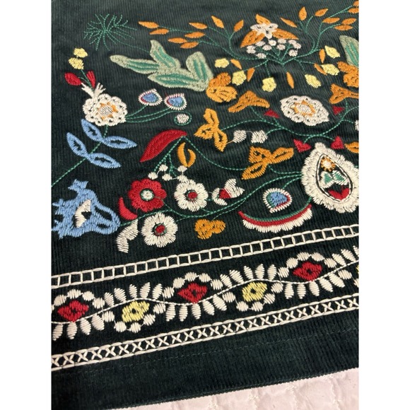 Simplee Sz M Dark Green Corduroy Floral Embroidered Mini Skirt Bohemian Artsy - Picture 2 of 8